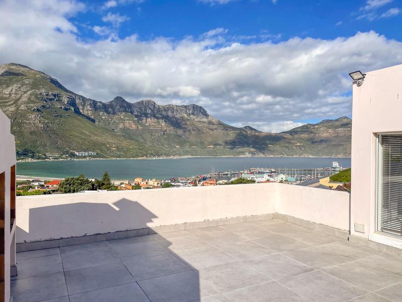 To Let 4 Bedroom Property for Rent in Hout Bay Western Cape